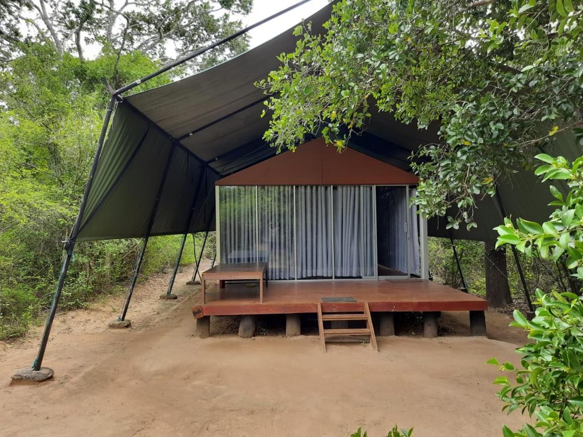 Yala Leopard Mobile Camp Hotel Exterior photo